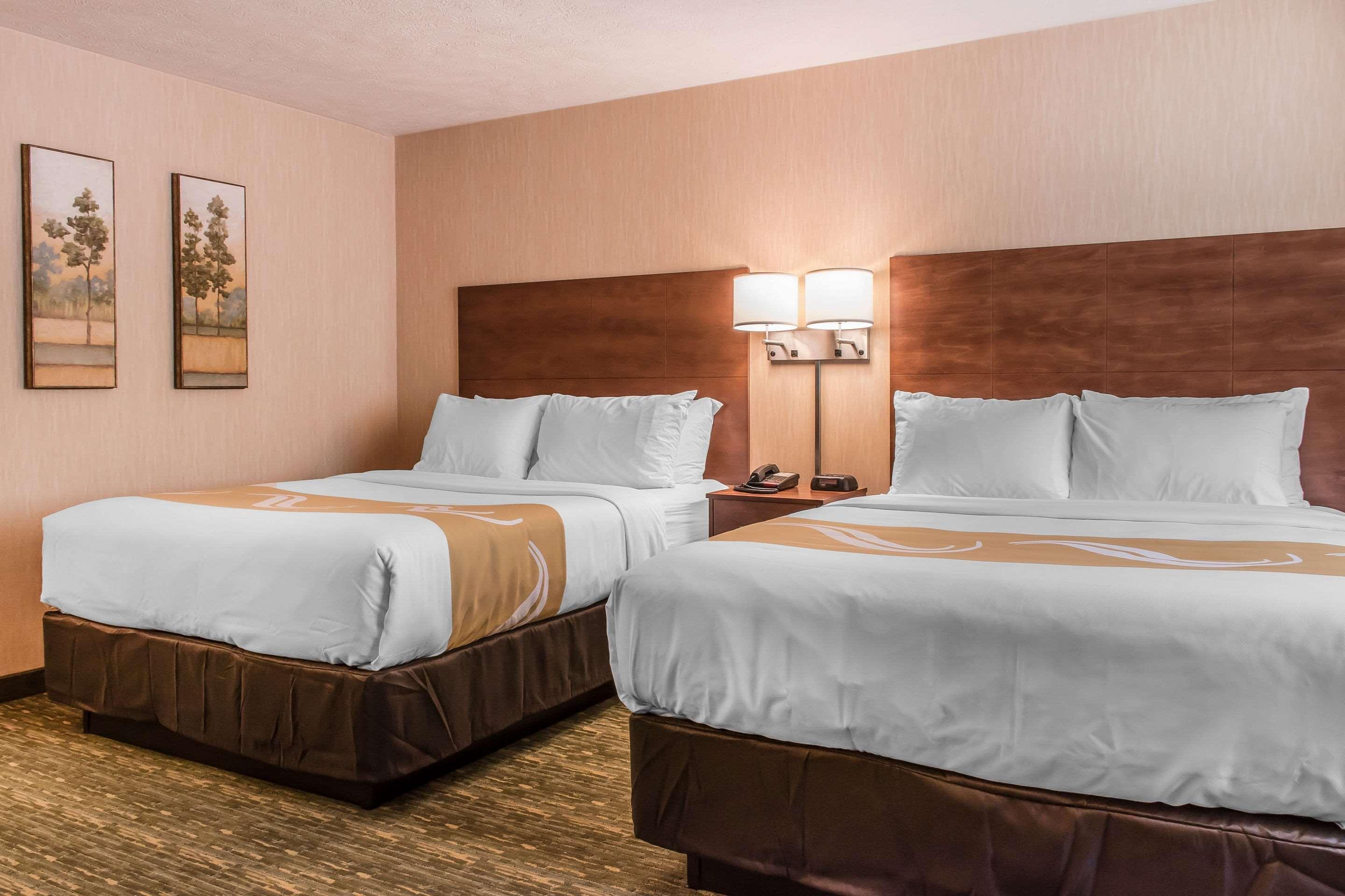 Quality Inn Бедфорд Екстер'єр фото