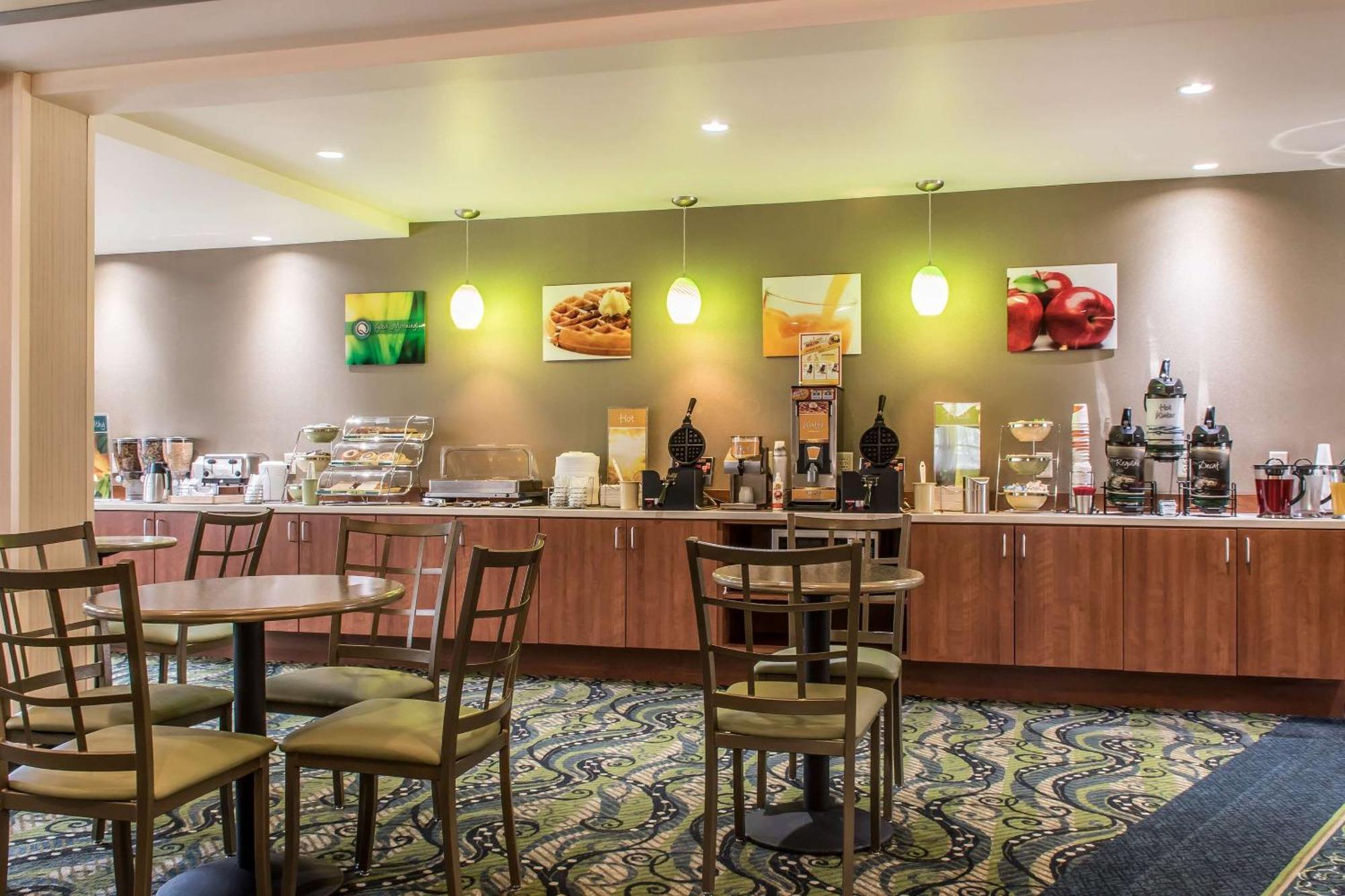 Quality Inn Бедфорд Екстер'єр фото